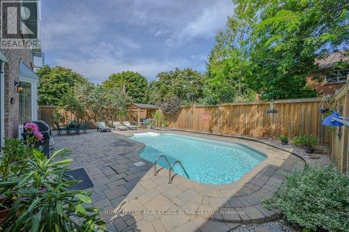 1185 Lansdown Drive, Oakville, ON 