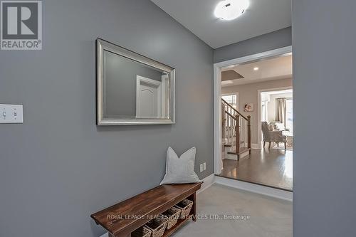 5217 Nova Crescent, Burlington, ON - Indoor Photo Showing Other Room