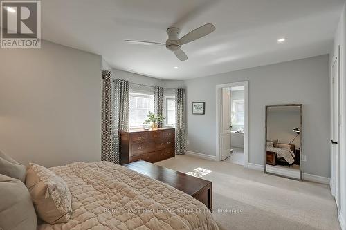 5217 Nova Crescent, Burlington, ON - Indoor Photo Showing Bedroom