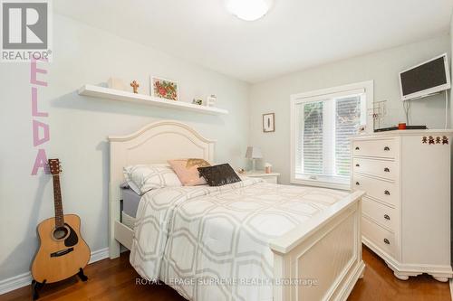 58 Edinborough Court, Toronto, ON - Indoor Photo Showing Bedroom