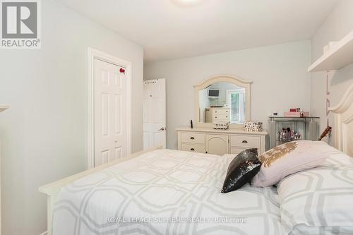 58 Edinborough Court, Toronto (Rockcliffe-Smythe), ON - Indoor Photo Showing Bedroom