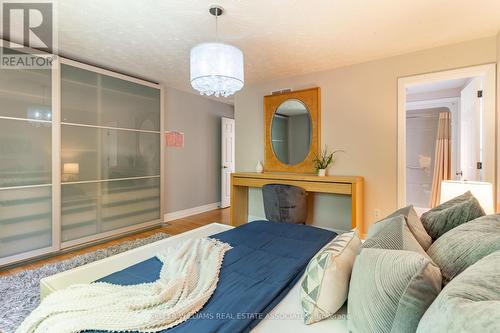 138 Belvidere Road, Fort Erie (Crystal Beach), ON - Indoor Photo Showing Bedroom