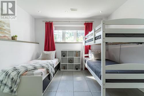 138 Belvidere Road, Fort Erie (Crystal Beach), ON - Indoor Photo Showing Bedroom