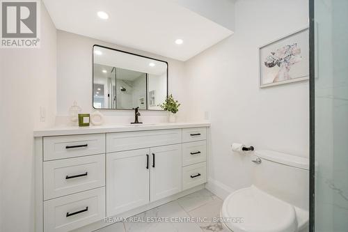 884 Hemlock Drive, Milton, ON - Indoor Photo Showing Bathroom