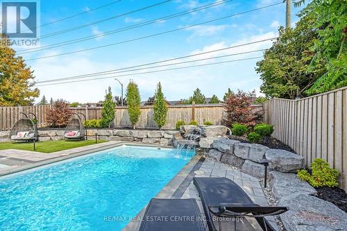 884 Hemlock Drive, Milton (Dorset Park), ON - Outdoor With In Ground Pool With Backyard