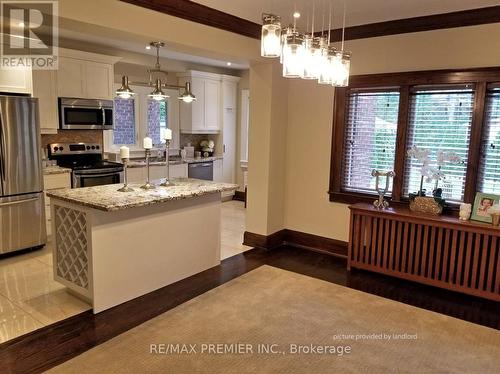 Main - 325 Willard Avenue, Toronto (Runnymede-Bloor West Village), ON - Indoor Photo Showing Kitchen