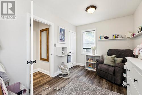 777 Queensdale Avenue E, Hamilton, ON - Indoor