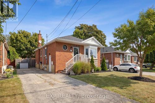 777 Queensdale Avenue E, Hamilton, ON - Outdoor