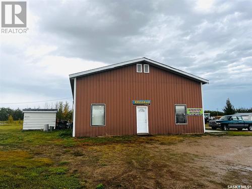 1326 Service Road W, Melville, SK 