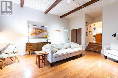 1104 Main Street, Saskatoon, SK - Indoor Photo Showing Living Room