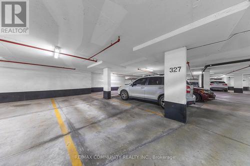 424 - 1 Shaw Street, Toronto, ON - Indoor Photo Showing Garage