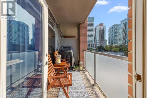 424 - 1 Shaw Street, Toronto (Niagara), ON - Outdoor With Balcony With Exterior