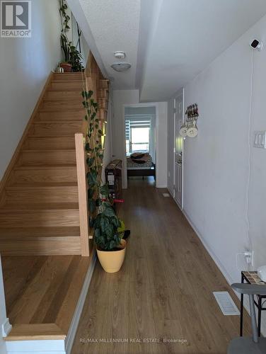 27 Woodstream Drive, Toronto, ON - Indoor Photo Showing Other Room