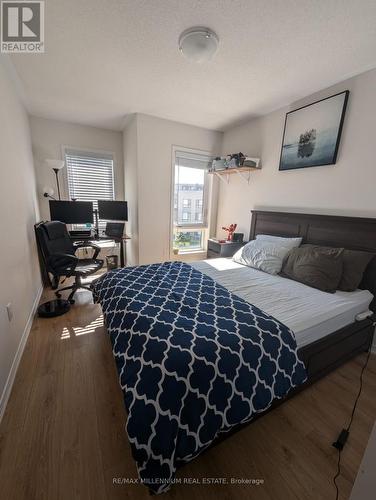 27 Woodstream Drive, Toronto, ON - Indoor Photo Showing Bedroom