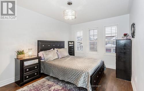 3823 Talias Crescent, Mississauga (Churchill Meadows), ON - Indoor Photo Showing Bedroom