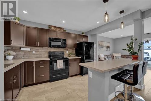 1190 Upper Ottawa Street Unit# 3, Hamilton, ON - Indoor Photo Showing Kitchen