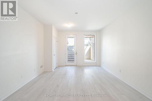 83 - 261 Woodbine Avenue, Kitchener, ON - Indoor Photo Showing Other Room