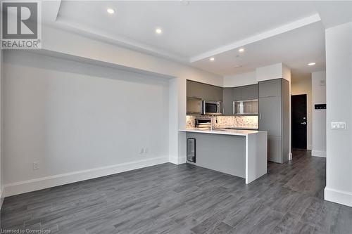 112 King Street E Unit# 1105, Hamilton, ON - Indoor Photo Showing Kitchen