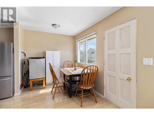 80-800 Valhalla Drive, Kamloops, BC - Indoor Photo Showing Dining Room