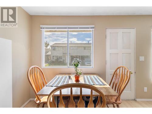 80-800 Valhalla Drive, Kamloops, BC - Indoor Photo Showing Dining Room