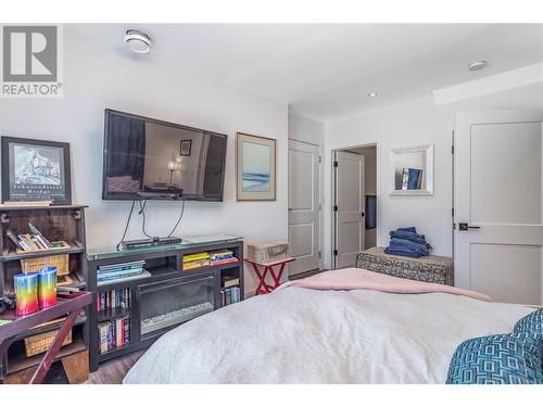 3069 Ourtoland Road, West Kelowna, BC - Indoor Photo Showing Bedroom