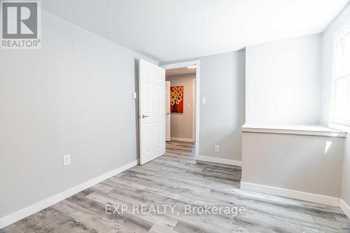 49 Paddington Avenue, London, ON - Indoor Photo Showing Other Room