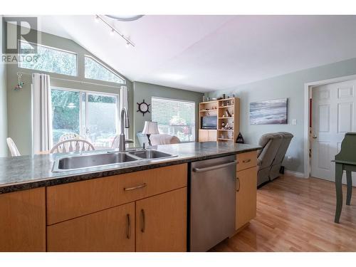 28 12880 Railway Avenue, Richmond, BC - Indoor Photo Showing Kitchen With Double Sink