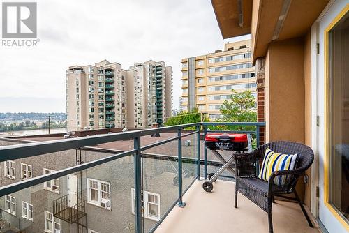 408 335 Carnarvon Street, New Westminster, BC - Outdoor With Balcony