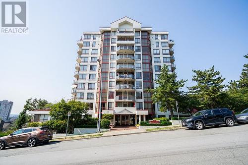 505 220 Eleventh Street, New Westminster, BC - Outdoor With Facade