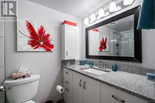 505 220 Eleventh Street, New Westminster, BC - Indoor Photo Showing Bathroom