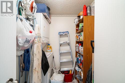 505 220 Eleventh Street, New Westminster, BC - Indoor With Storage