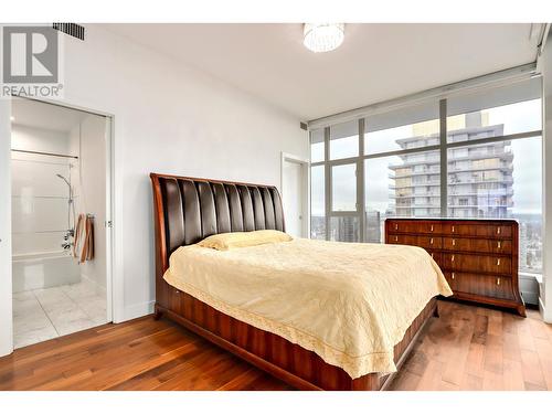 3903 4360 Beresford Street, Burnaby, BC - Indoor Photo Showing Bedroom