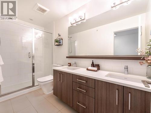 53 433 Seymour River Place, North Vancouver, BC - Indoor Photo Showing Bathroom