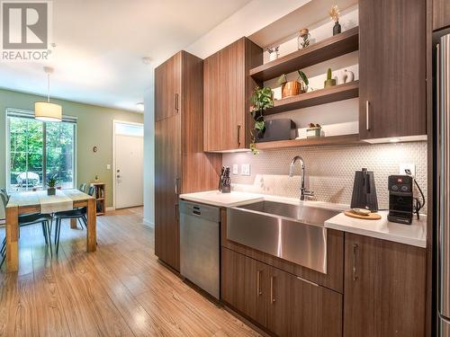 53 433 Seymour River Place, North Vancouver, BC - Indoor Photo Showing Kitchen With Double Sink