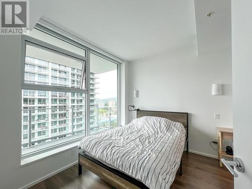 1401 3888 Evergreen Place, Burnaby, BC - Indoor Photo Showing Bedroom