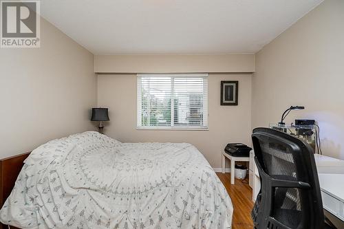 103 135 W 21St Street, North Vancouver, BC - Indoor Photo Showing Bedroom