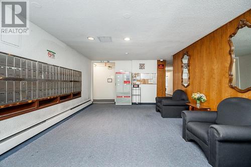 103 135 W 21St Street, North Vancouver, BC - Indoor Photo Showing Other Room