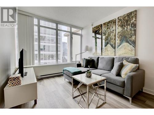 2906 610 Granville Street, Vancouver, BC - Indoor Photo Showing Living Room