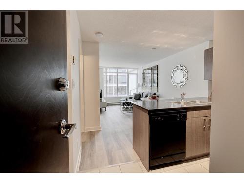 2906 610 Granville Street, Vancouver, BC - Indoor Photo Showing Kitchen With Double Sink