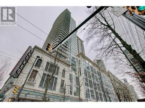 2906 610 Granville Street, Vancouver, BC - Outdoor