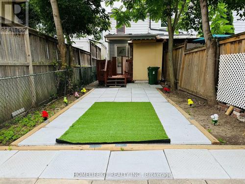 23 Myrtle Avenue, Toronto, ON - Outdoor