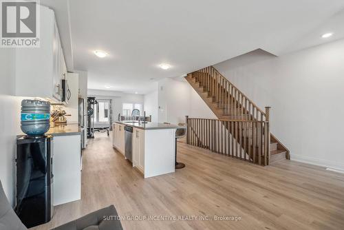 1495 Purchase Place, Innisfil (Lefroy), ON - Indoor Photo Showing Other Room