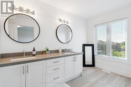 1495 Purchase Place, Innisfil, ON - Indoor Photo Showing Bathroom