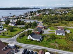 20 Silvers Lane  Eastern Passage, NS B3G 1M4