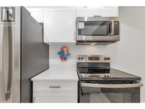 309 2245 Wilson Avenue, Port Coquitlam, BC - Indoor Photo Showing Kitchen