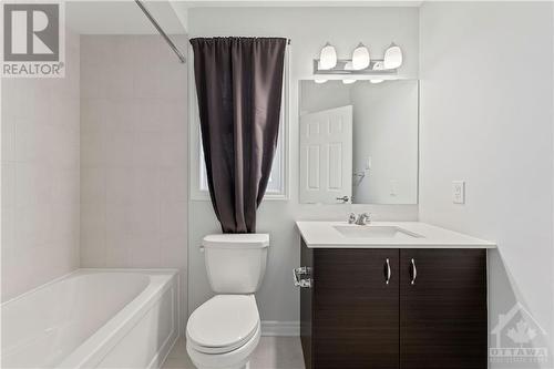 301 Sweetclover Way, Ottawa, ON - Indoor Photo Showing Bathroom