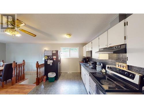 1385 Lewis Drive, Quesnel, BC - Indoor Photo Showing Kitchen