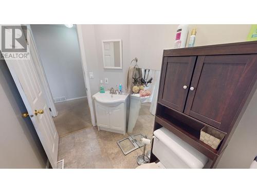 1385 Lewis Drive, Quesnel, BC - Indoor Photo Showing Bathroom