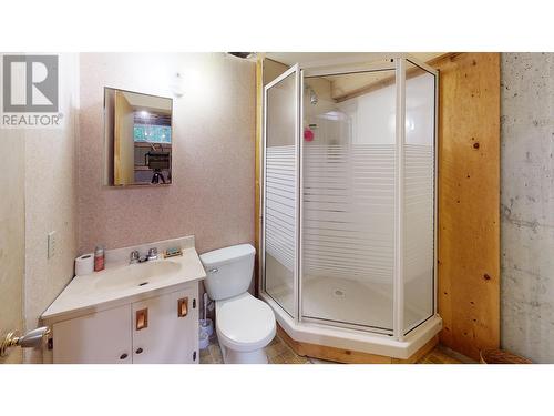 1385 Lewis Drive, Quesnel, BC - Indoor Photo Showing Bathroom