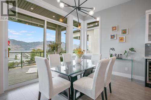 3953 Beachview Drive, West Kelowna, BC - Indoor Photo Showing Dining Room